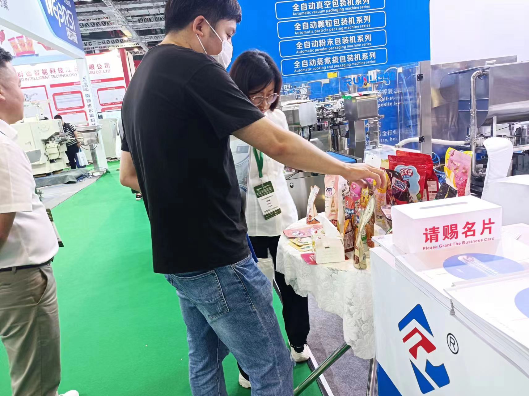 2ae94616aa62dafa2ded4f90714f720.jpg